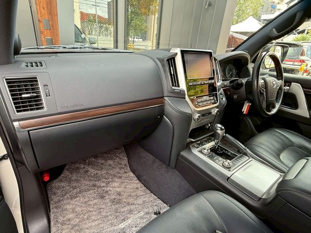 TOYOTA LANDCRUISER WAGON 2016 Image 31