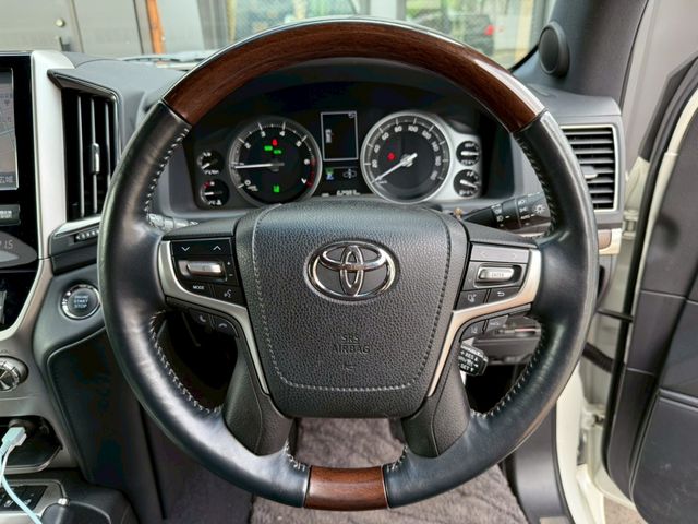 TOYOTA LANDCRUISER WAGON 2016 Image 31