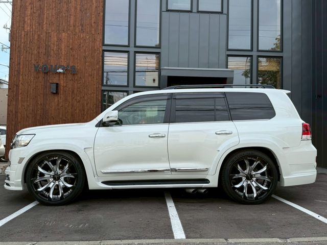 TOYOTA LANDCRUISER WAGON 2016 Image 31