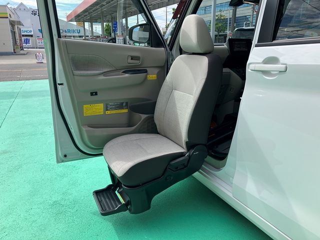 NISSAN ROOX 2023 Image 31