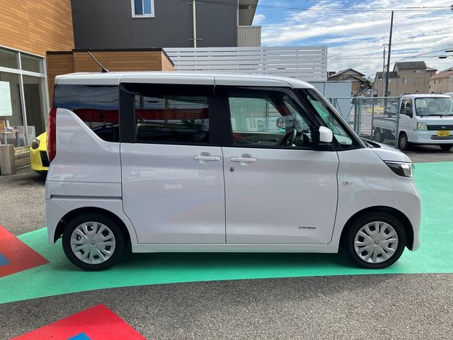 NISSAN ROOX 2023 Image 31