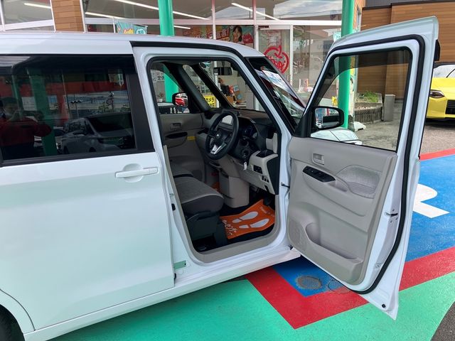 NISSAN ROOX 2023 Image 31