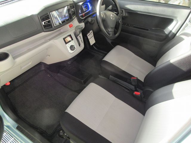 DAIHATSU MIRA E:S 2017 Image 31