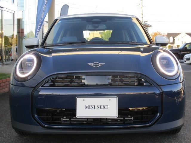 BMW MINI COOPER 5DOOR 2025 Image 31
