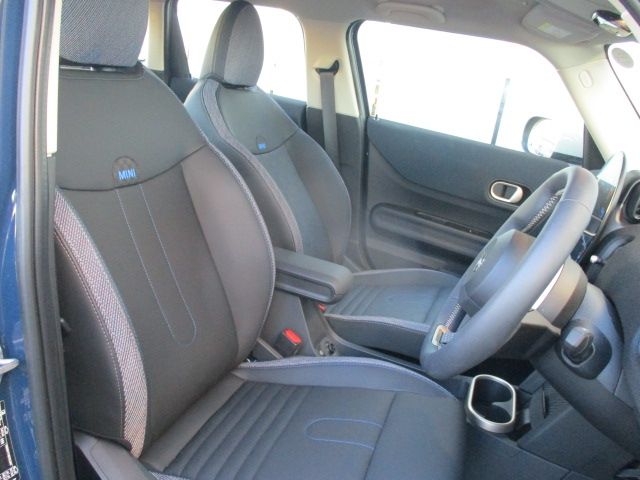 BMW MINI COOPER 5DOOR 2025 Image 31