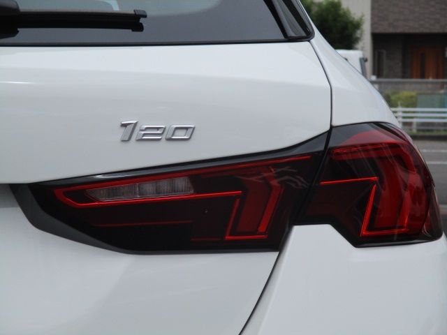 BMW 1SERIES 2025 Image 31