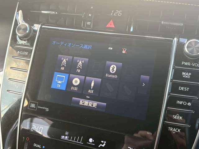 TOYOTA HARRIER HYBRID 2015 Image 31