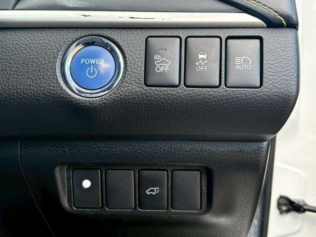 TOYOTA HARRIER HYBRID 2015 Image 31