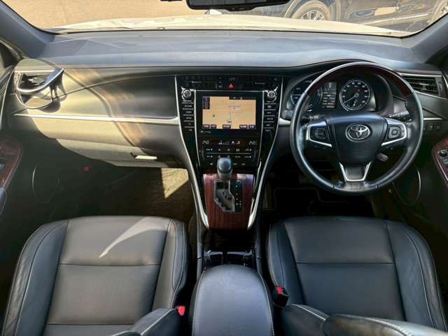 TOYOTA HARRIER HYBRID 2015 Image 31