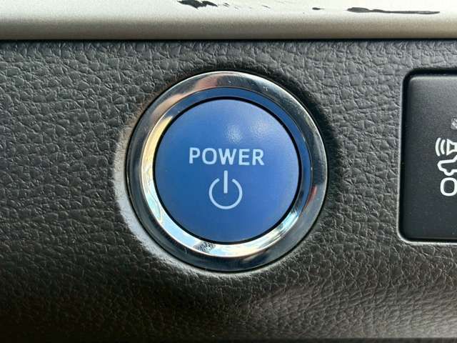 TOYOTA HARRIER HYBRID 2015 Image 31