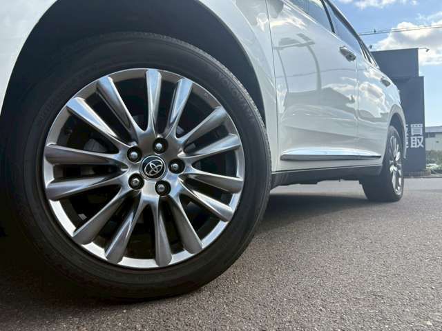 TOYOTA HARRIER HYBRID 2015 Image 31