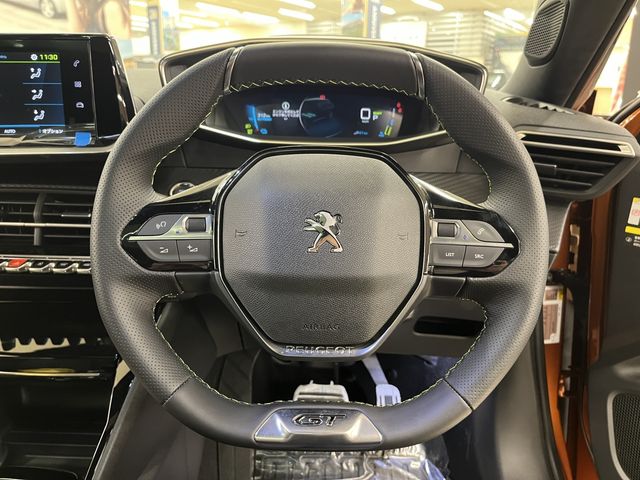 PEUGEOT E-2008 2025 Image 31