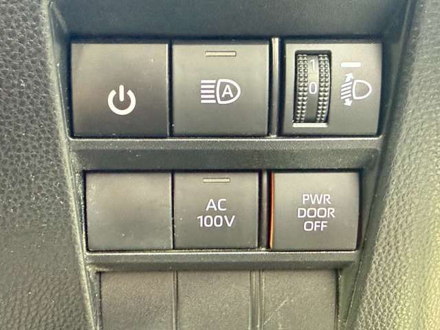 TOYOTA VOXY HYBRID 2022 Image 31