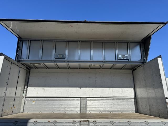 MITSUBISHI FUSOU FIGHTER 2014 Image 31