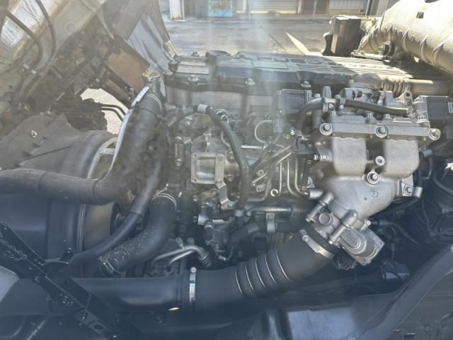 MITSUBISHI FUSOU FIGHTER 2014 Image 31