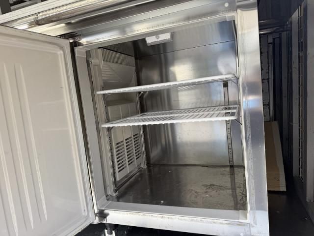 HINO DUTRO 2004 Image 31