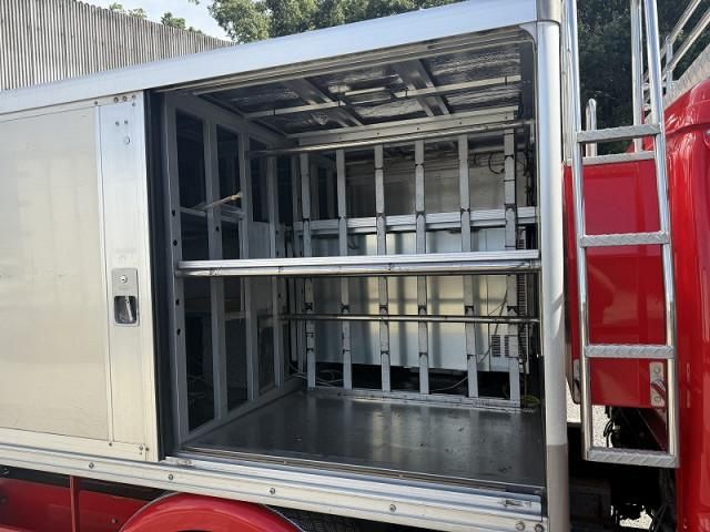 HINO DUTRO 2004 Image 31