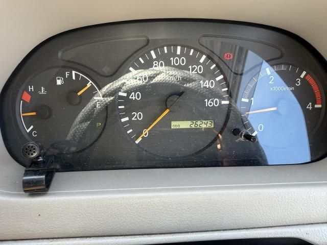 HINO DUTRO 2004 Image 31