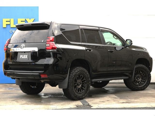 TOYOTA LANDCRUISER PRADO 2017 Image 31