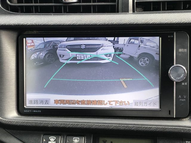 TOYOTA AQUA 2013 Image 31