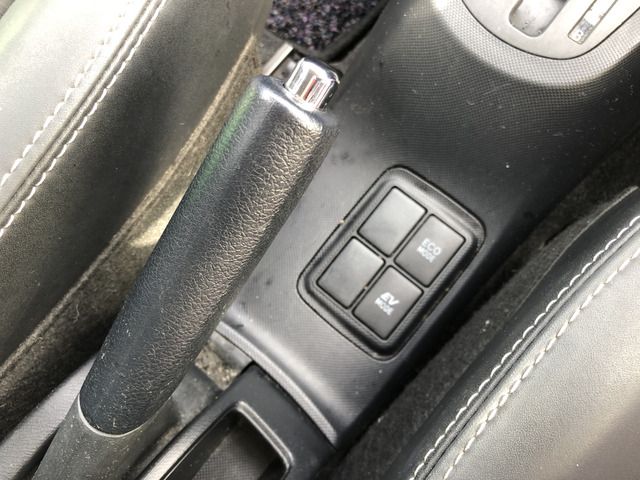 TOYOTA AQUA 2013 Image 31