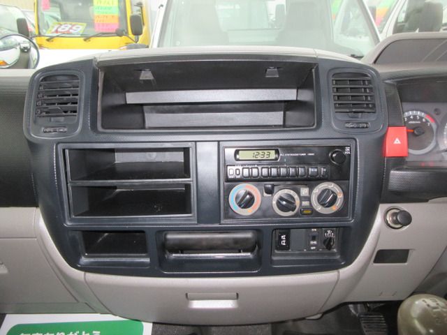 NISSAN ATLAS 2014 Image 31