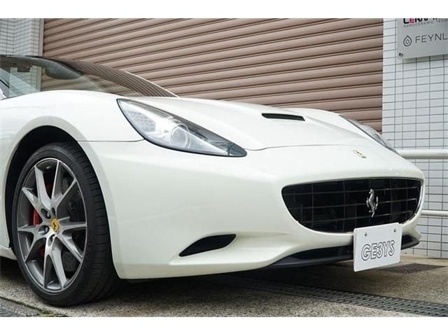 FERRARI CALIFORNIA 2010 Image 31