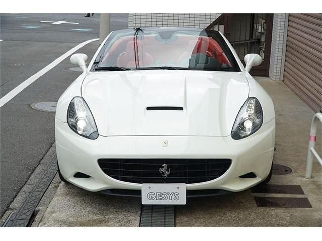 FERRARI CALIFORNIA 2010 Image 31