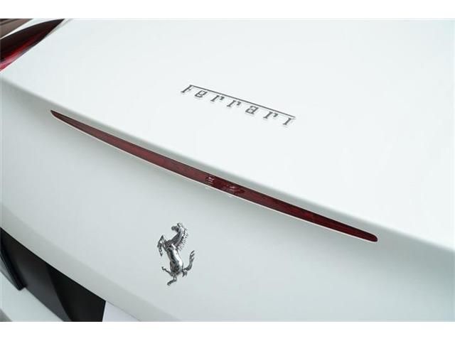 FERRARI CALIFORNIA 2010 Image 31