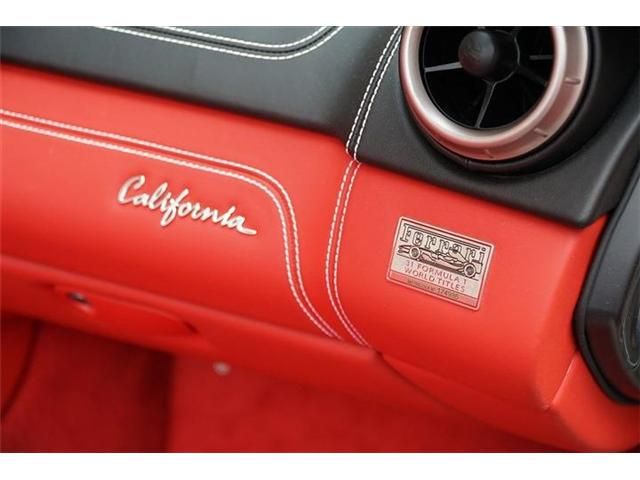 FERRARI CALIFORNIA 2010 Image 31