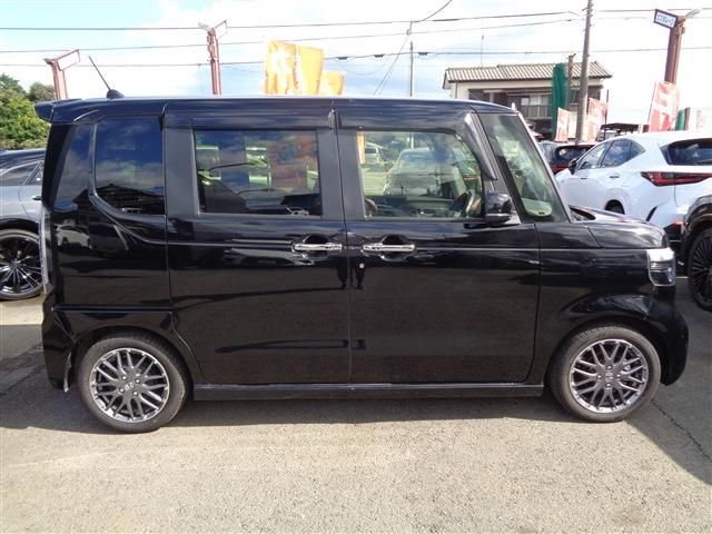 HONDA N BOX CUSTOM 2024 Image 31