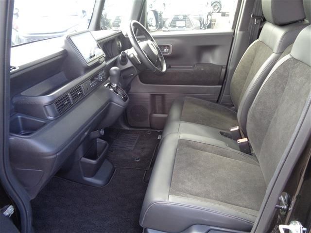 HONDA N BOX CUSTOM 2024 Image 31