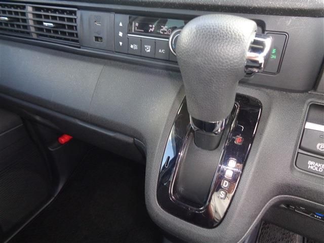 HONDA N BOX CUSTOM 2024 Image 31