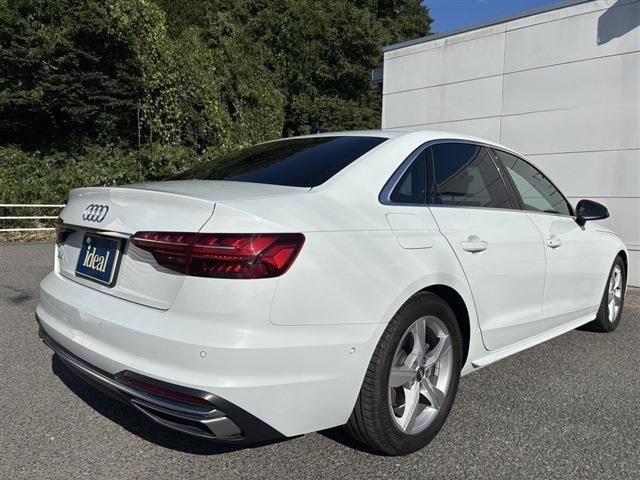 AUDI A4 2021 Image 31