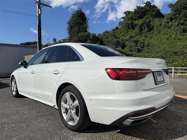 AUDI A4 2021 Image 31