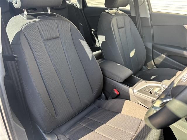 AUDI A4 2021 Image 31