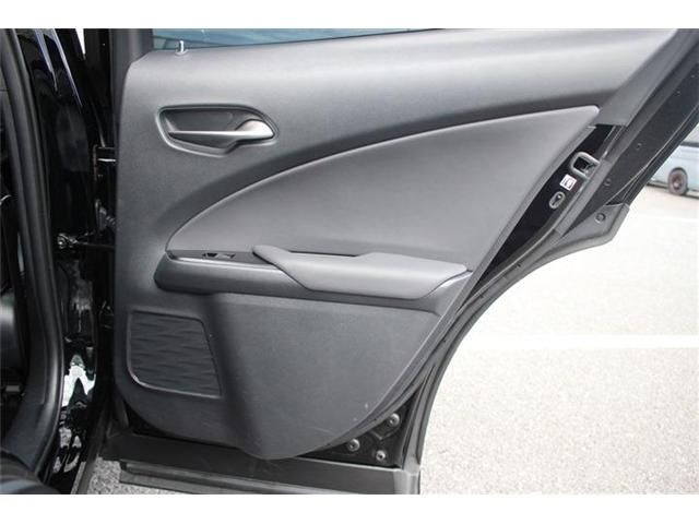 TOYOTA LEXUS UX300E 2022 Image 31