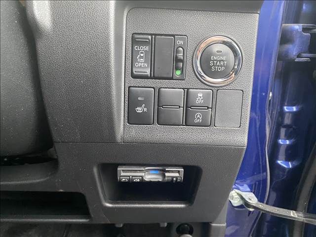 DAIHATSU TANTO CUSTOM 2017 Image 31