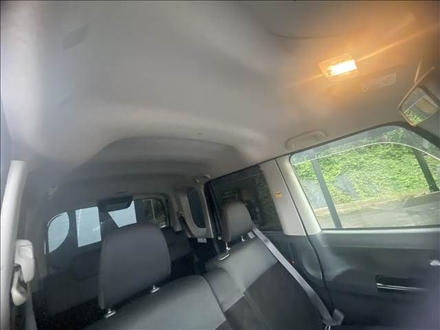 DAIHATSU TANTO CUSTOM 2017 Image 31