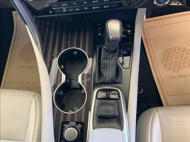 TOYOTA LEXUS RX200T AWD 2016 Image 31