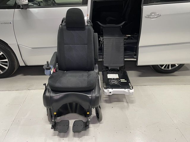 TOYOTA ESTIMA HYBRID 4WD 2020 Image 31