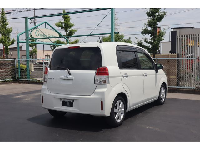 TOYOTA SPADE 2018 Image 31