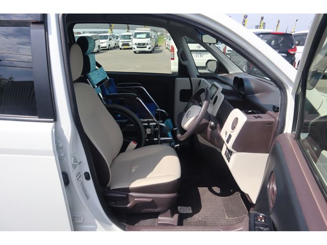 TOYOTA SPADE 2018 Image 31