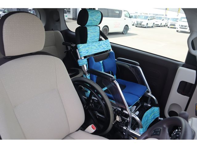 TOYOTA SPADE 2018 Image 31