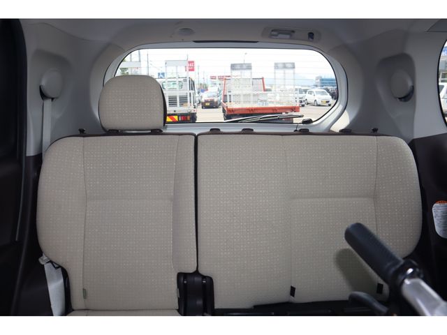 TOYOTA SPADE 2018 Image 31