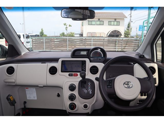 TOYOTA SPADE 2018 Image 31