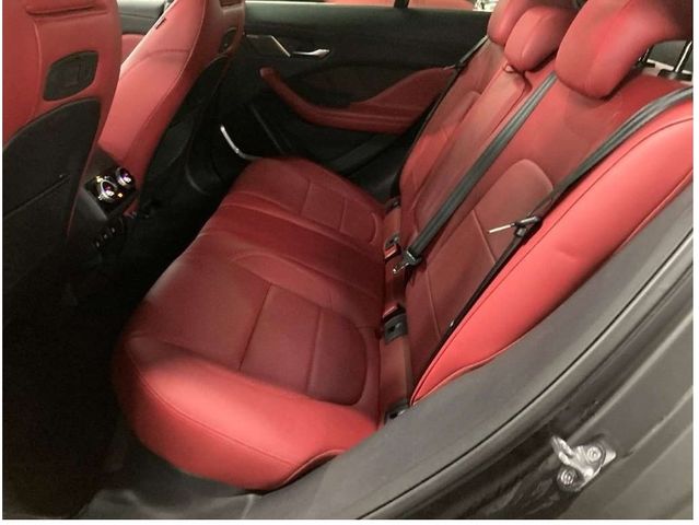 JAGUAR I-PACE 2019 Image 31