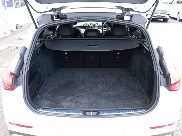 MERCEDES BENZ C CLAS 2024 Image 31