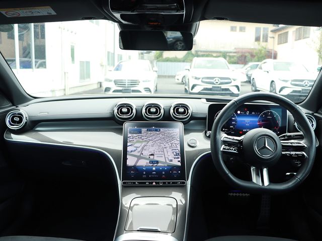 MERCEDES BENZ C CLAS 2024 Image 31