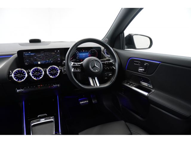 MERCEDES BENZ GLA CL 2023 Image 31